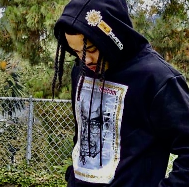 AU-RATIO hoodie photo 1